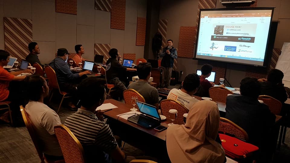 Pembicara Internet Marketing Medan - Pakar Digital Branding Pekanbaru