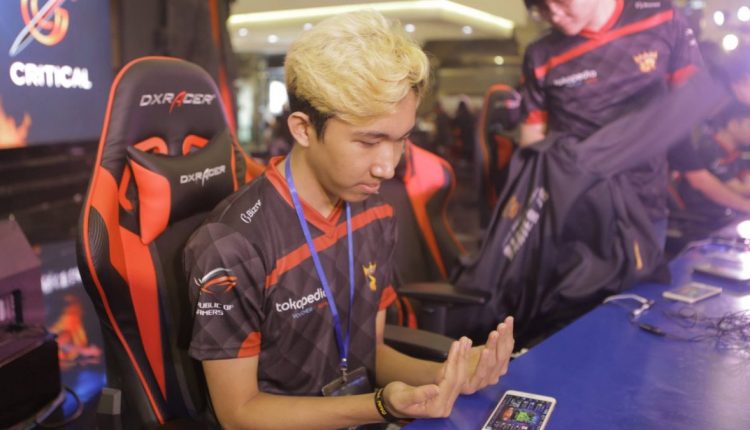 Lemon: The Alien of Rex Regum Query (RRQ)